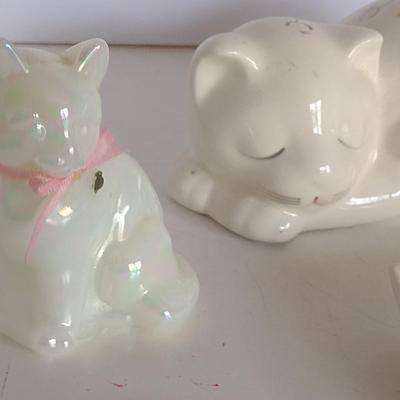 Collection of Ceramic Cat Themed Home Decor Items