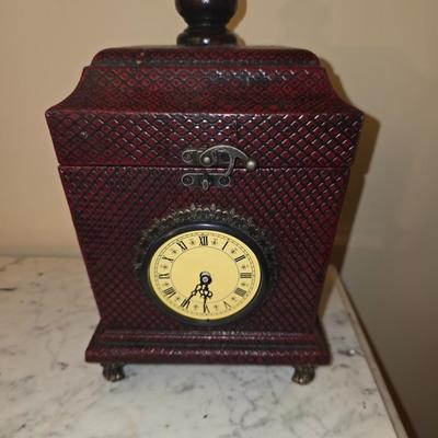 Decorative storage box