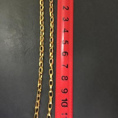Very nice gold toned, heavy chain necklace