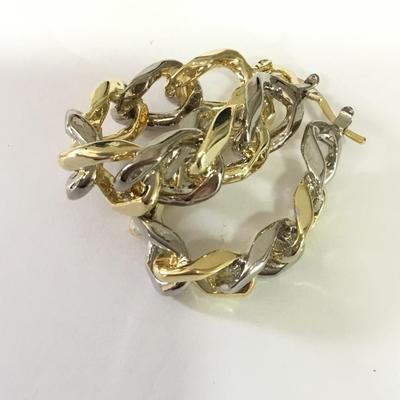 Beautiful, silver and gold toned, chain-link hoop earrings