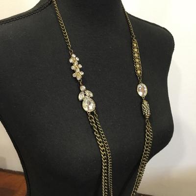 Antique bronze, toned, loft necklace very pretty