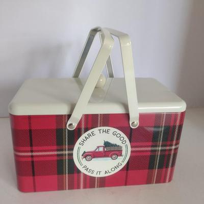Hallmark Giving Tin