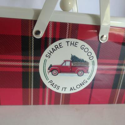 Hallmark Giving Tin