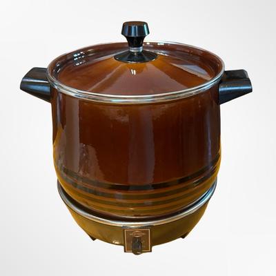 Vintage West Bend 6-Qt Electric Crock Pot