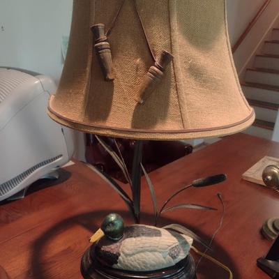 Duck on Pond Desk Lamp with Shade