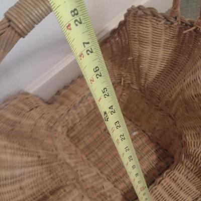 Large Wicker Weave Basket