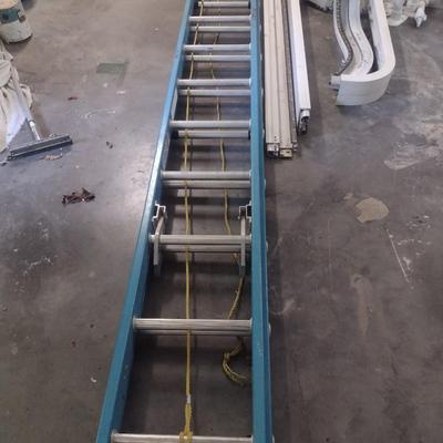 Werner 24' Fiberglass Extension Ladder