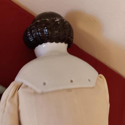 ANTIQUE DOLL