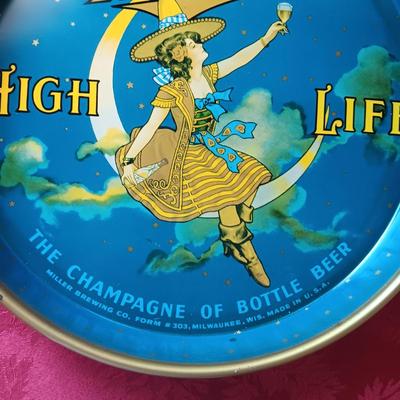 2 METAL SERVING TRAYS