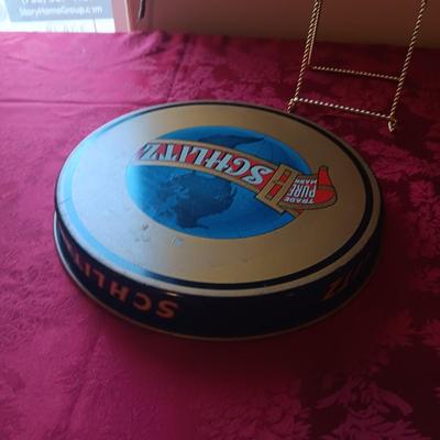 VINTAGE SCHLITZ METAL SERVING TRAY