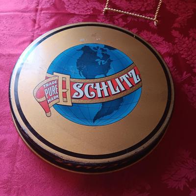 VINTAGE SCHLITZ METAL SERVING TRAY