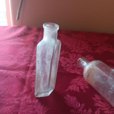 SMALL ANTIQUE BOTTLES