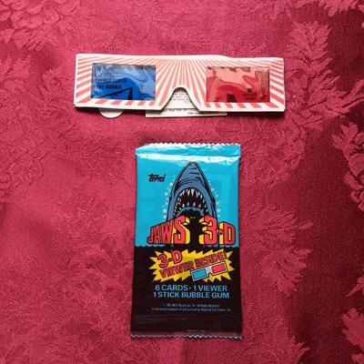 SEALED JAWS 3-D TRADING CARDS WITH 3-D GLASSES