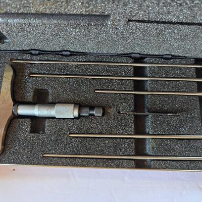 Starrett Micrometer Depth Gage Set with Case & Paperwork