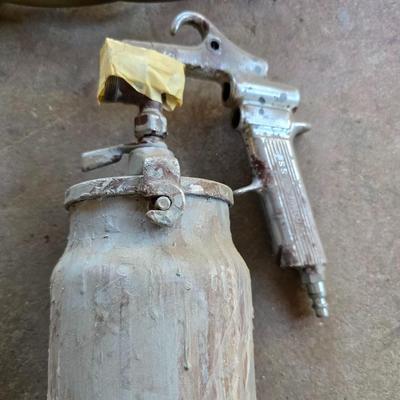 2 Vintage Paint Spray Guns with Air Hose