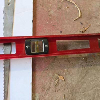 Spartan KutAll Saw Blades & Red Spirit Level