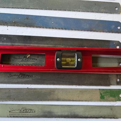 Spartan KutAll Saw Blades & Red Spirit Level