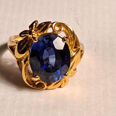 Lab Grown Sapphire Ring