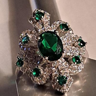 Lab Grown Emerald Ring