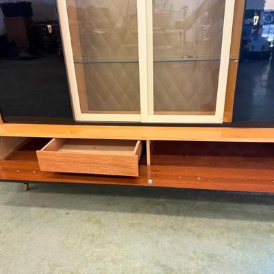 Sale Photo Thumbnail #1756: Very Large and Heavy 
Located in Large garage
Measures 82" long x 17" eep x 59" tall