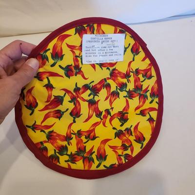 Invicta Trivet, Creativeco-op, Cookbooks and More! (D-KD)