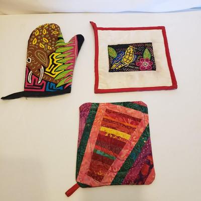 Invicta Trivet, Creativeco-op, Cookbooks and More! (D-KD)