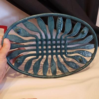 Invicta Trivet, Creativeco-op, Cookbooks and More! (D-KD)