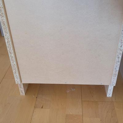 Pair of Wooden Shelves (LE-EL)