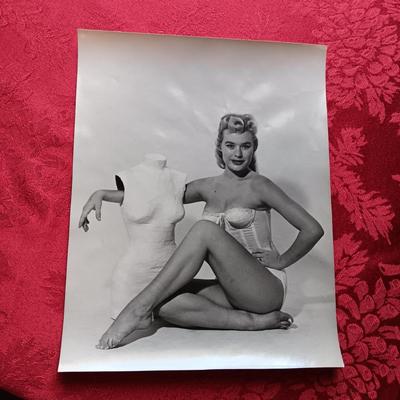 MISC 8 X 10 PROMO PHOTOS