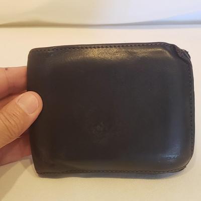 Coach Wallets, Kavu and More! (D-KD)