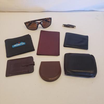 Coach Wallets, Kavu and More! (D-KD)