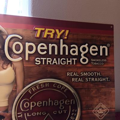 THICK PLASTIC SIGN WITH RAISED GRAPHICS