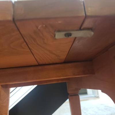 Stickley Dining Table with Two Leaves (D-KD)