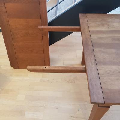 Stickley Dining Table with Two Leaves (D-KD)