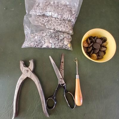 Lot of Snap Fasteners, Rivets, buttons & Setting Tool