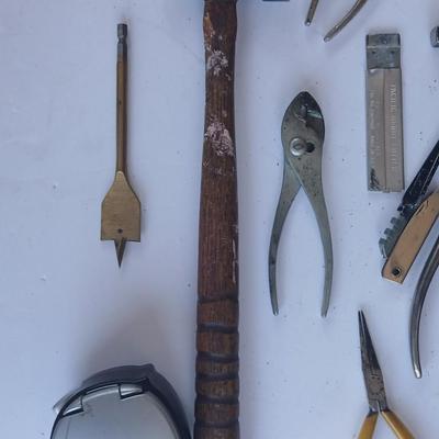 Mixed Hand Tool Set – Pliers, Hammers, Bits, and More