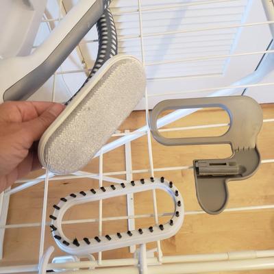 Rowenta Portable Steamer, Wire Drying Rack & B&D Iron (D-KD)