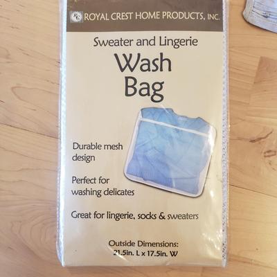 Rowenta Portable Steamer, Wire Drying Rack & B&D Iron (D-KD)