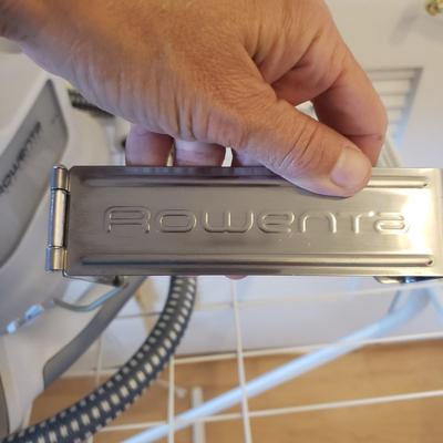 Rowenta Portable Steamer, Wire Drying Rack & B&D Iron (D-KD)