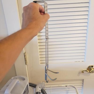 Rowenta Portable Steamer, Wire Drying Rack & B&D Iron (D-KD)