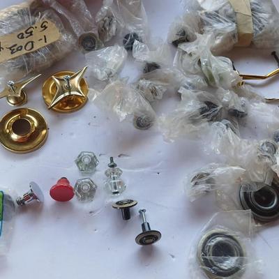 Lot of Vintage & Mixed Cabinet Hardware – Knobs, Pulls, some vintage glass! 54 of the brass ones