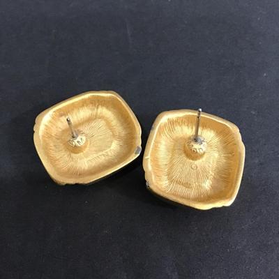 Vintage Gold tone, Monet earrings