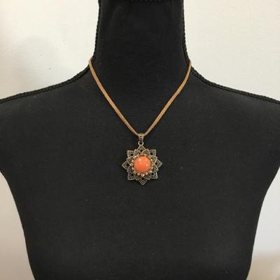 Cute boHo style necklace, bronze toned