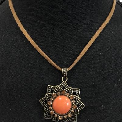 Cute boHo style necklace, bronze toned