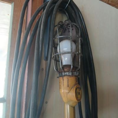 Garage Utility Lot – Hand Truck, Shop Broom & Trouble Light