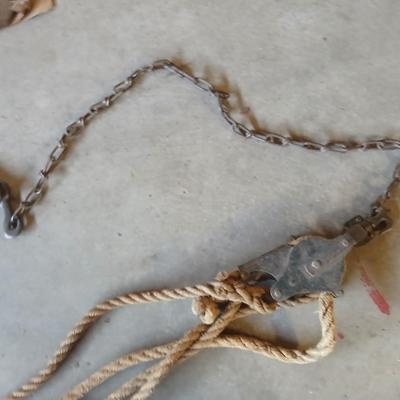 Vintage Block & Tackle Pulley System – Rope and Chain with Double Hooks