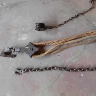 Vintage Block & Tackle Pulley System – Rope and Chain with Double Hooks