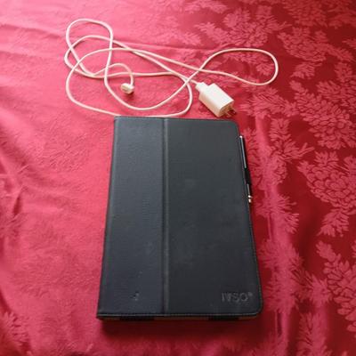 FACTORY RESET 10" ACER TABLET WITH CASE AND CHARGER