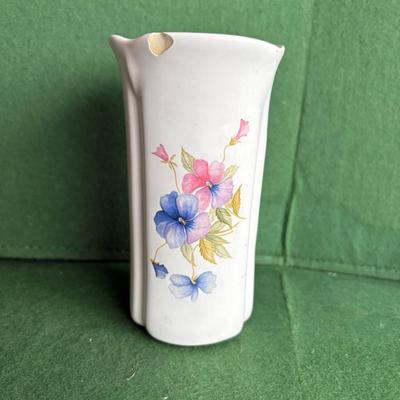 Sale Photo Thumbnail #220: ONLINE AUCTION ITEM