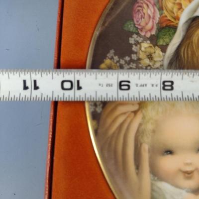 Collection of Limited Edition Juan Ferrandiz Plates- Four Pieces